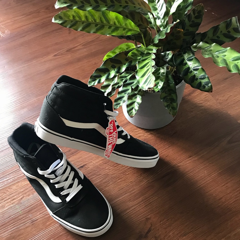 Vans Ward High-Top Sneaker - Women’s - Picture 1 of 4